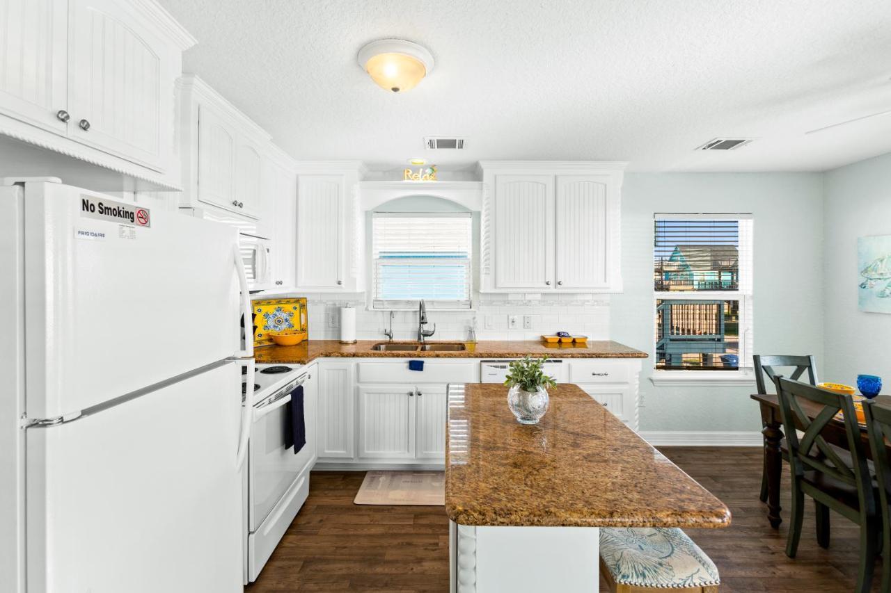 Walk To Beach, Sunset Bay Views, Pet Friendly - Sea Me Relaxin Surfside Beach Exterior foto